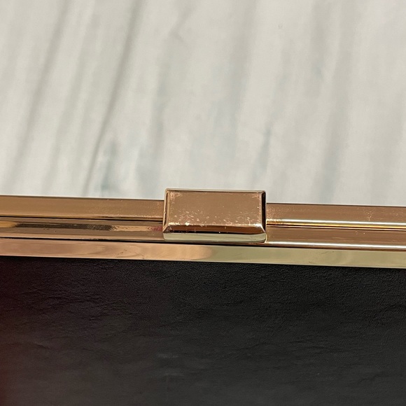 Small Party Clutch - Picture 3 of 3